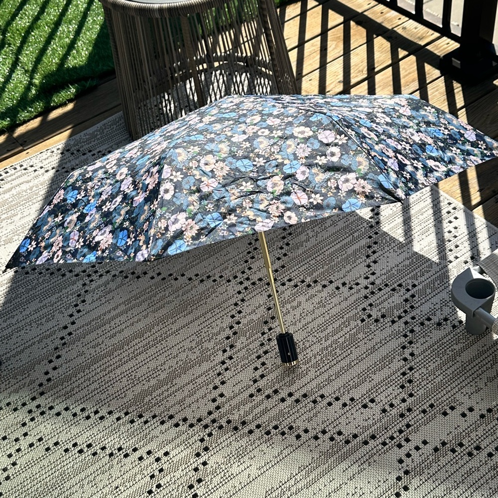 Tory Burch Floral Compact Umbrella Blue Gold Logo Travel Designer Rain Umbrella